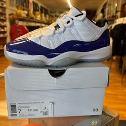 New Jordan 11 Low White Concord Size 7w 5.5y