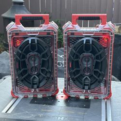 Milwaukee Packout Bluetooth Speaker 