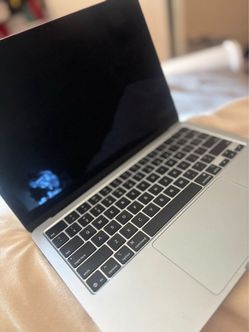 Apple 15” MacBook Air (M5, Sky Blue)