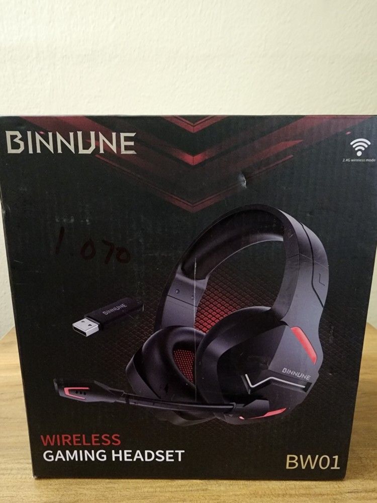 BINNUNE Wireless Gaming Headset with Microphone for PC PS4 PS5 Playstation 4 5,