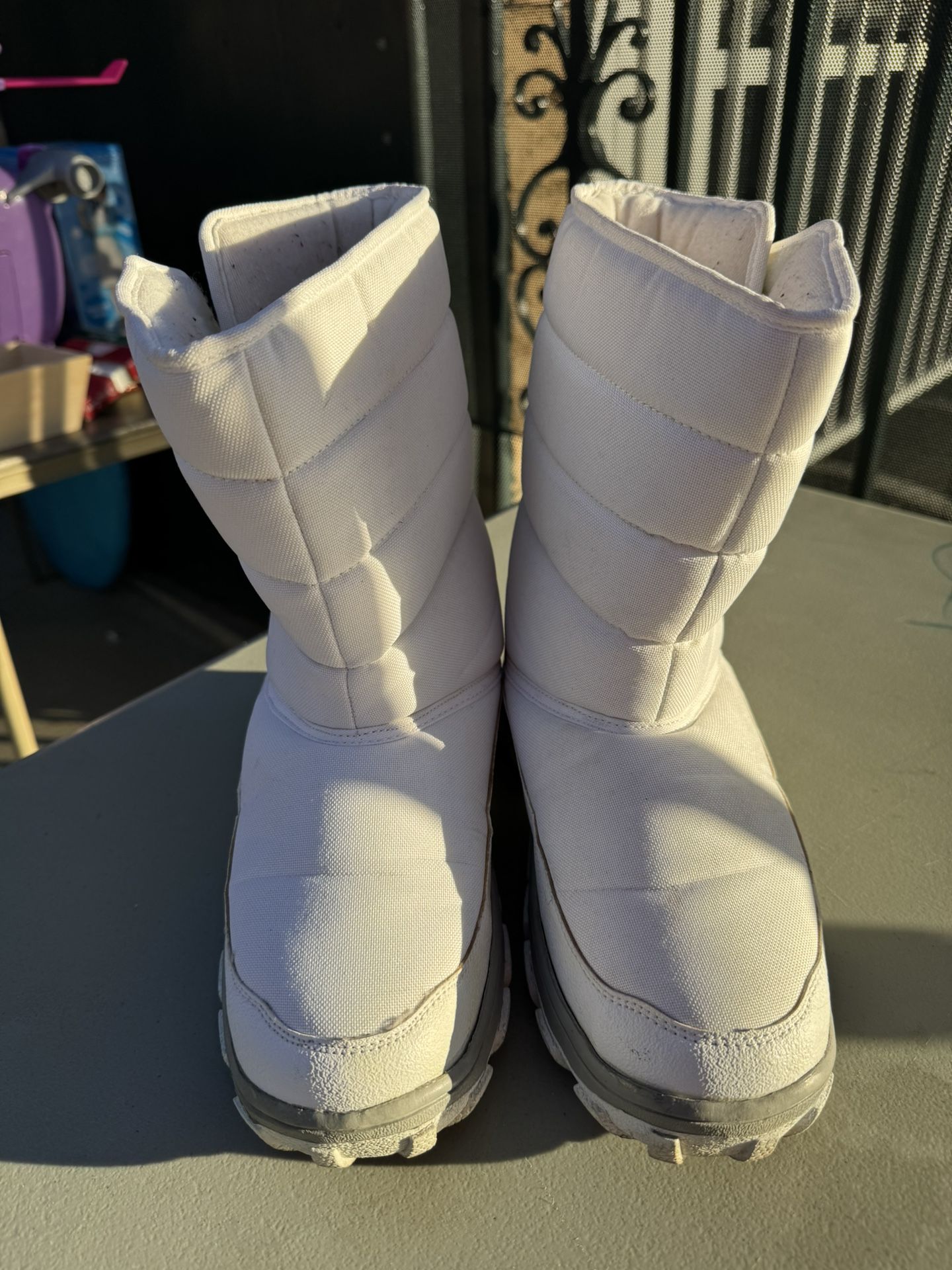 White Snow Boots