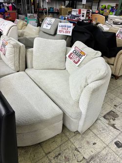 Oversized Accent Chair with Ottoman