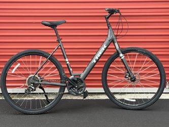 Trek Hybrid City Bike