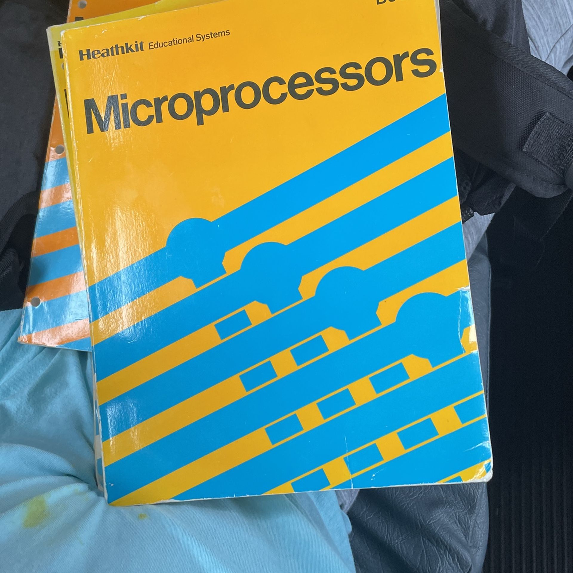 Microprocessors Book By Heathkit Book 1