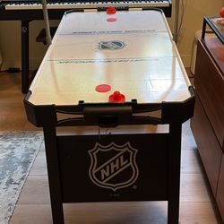 Air Hockey Table