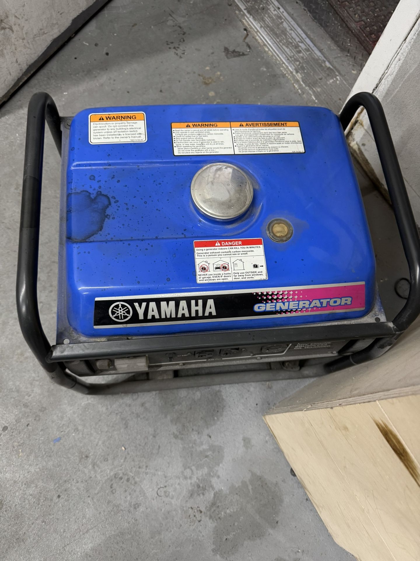 Yamaha EF2600 Generator