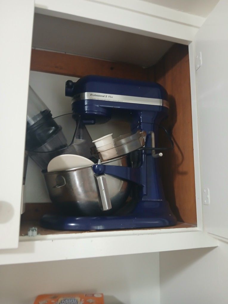 Kitchen Aid Mixer Pro 5 Plus