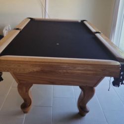 Pool Table Olhaulsen ( Free Delivery & Set Up ) 