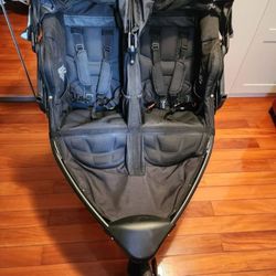 .BOB-Revolution-Double-Jogging-Stroller 