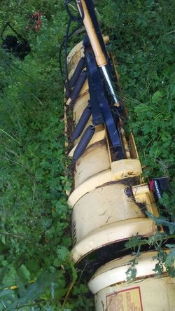 Meyers snow plow blade HD 7.5 4 spring contractors blade 3 available 750 each 1 for 500 not as nice