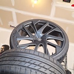 26 Inch Lexani Rims W/tires