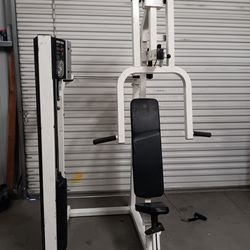 Life Fitness Chest Press 