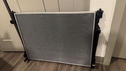 New Radiator for Toyota Sienna 2021 2022 2023 2024 2025 | 2.5L Hybrid