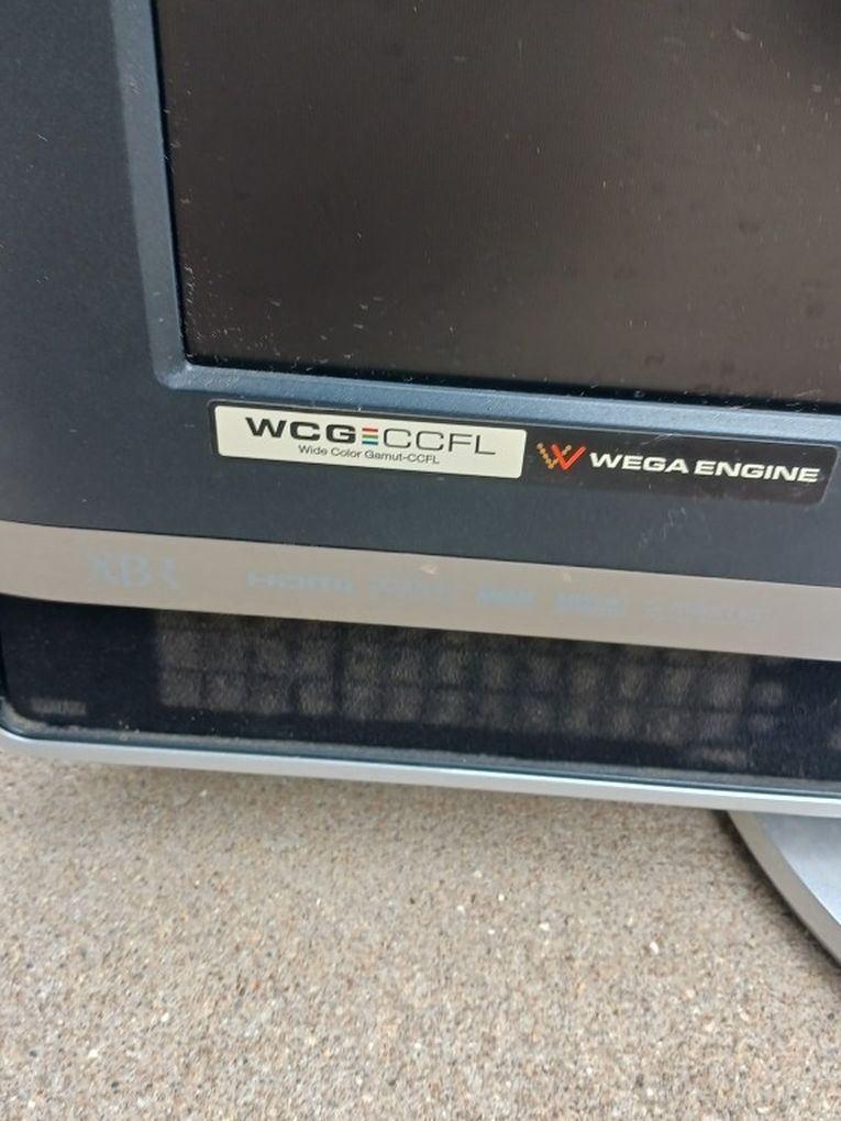 TV TELEVISION YES IT WORKS SEE PICS NO REMOTE