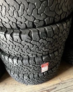 4 USED LT 27570R18 BFGoodrich KO2 AlI Terrain tire for $350 installed and balance. 275/70/178 275/70/R18 275 70 R 18 275 70 18 27570R18 Texas Extrem