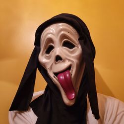 Scream Movie Ghost Mask With Pump