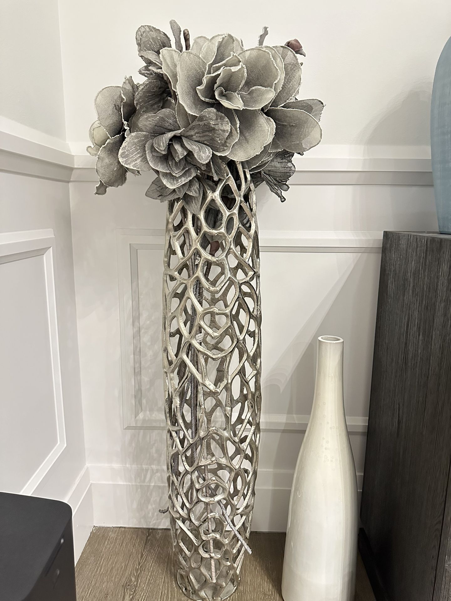 Z gallerie Vase 50 + Artificial Flower For 50 for Sale in Kirkland