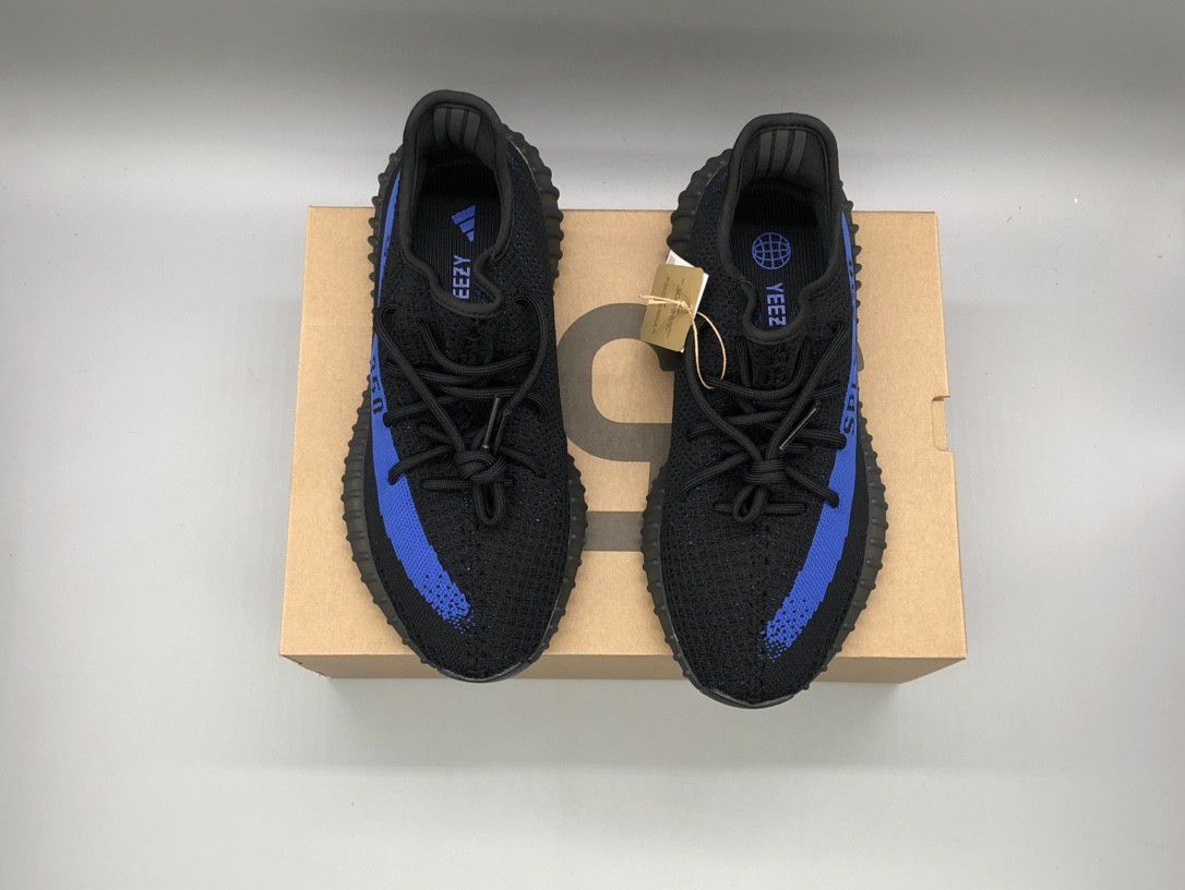 yeezy350 black and blue

