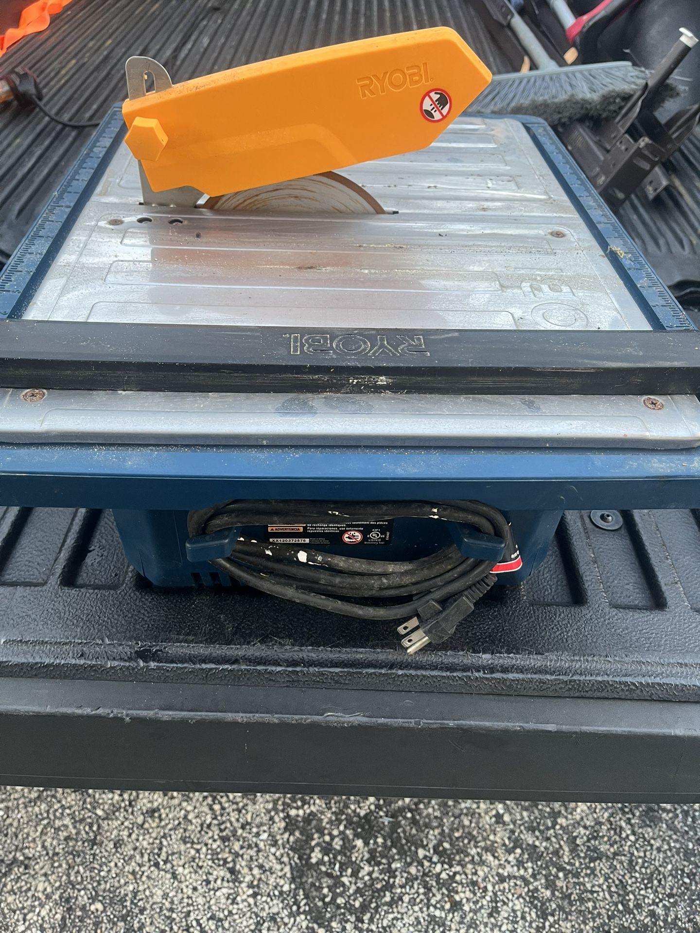 Ryobi 7-inch Tabletop Wet Tile Saw