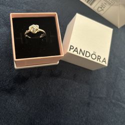 Pandora Ring