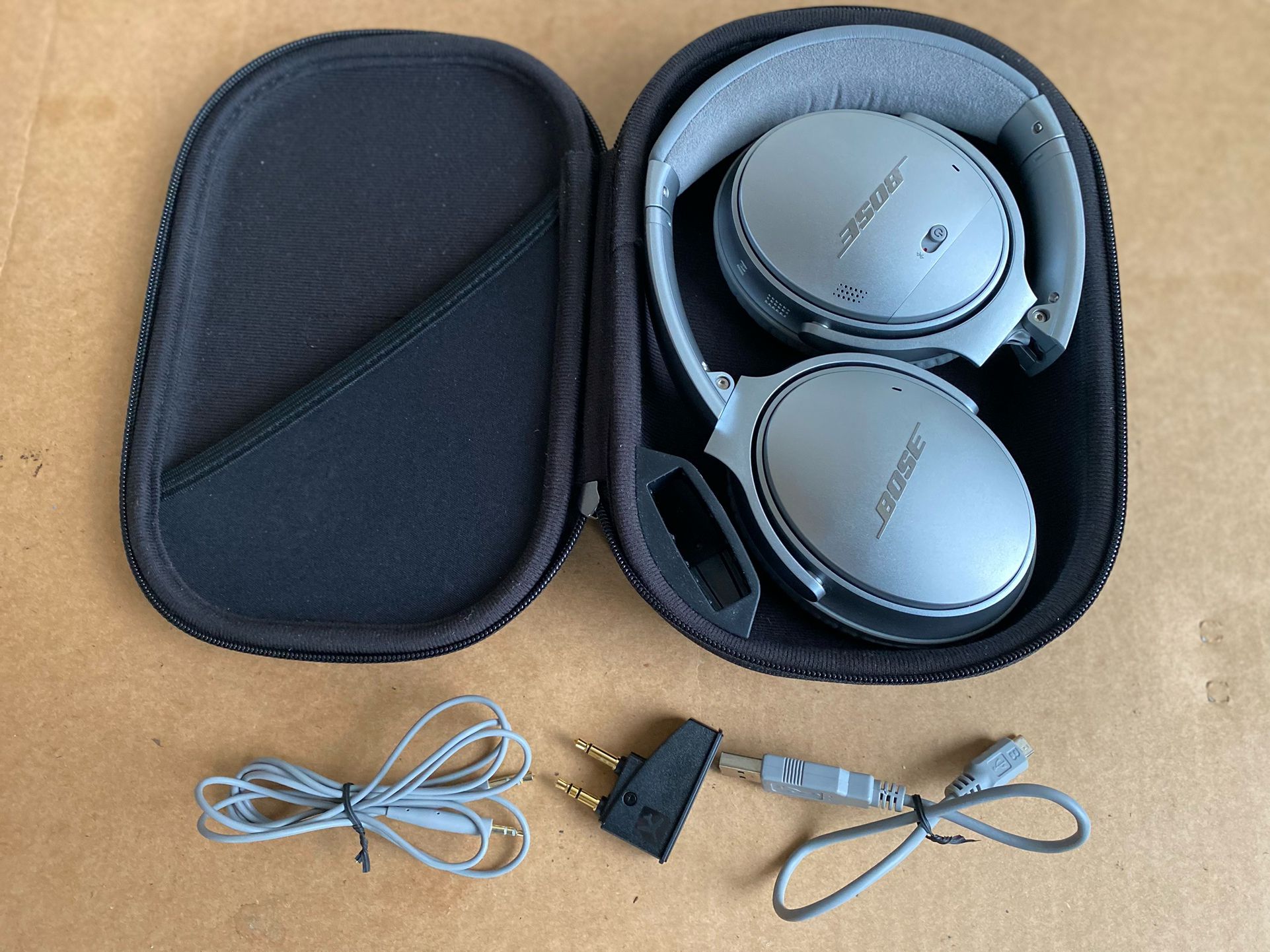 Bose Quietcomfort 35 Series I Noise Canceling Headphones 