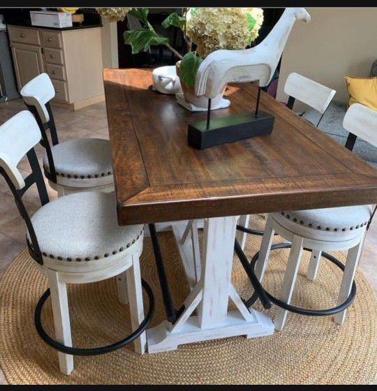 Farmhouse Style Brown/White Counter Height Dining Table And 4 Barstools🍻 Kitchen/Dining Room Set💥On Display🏠Fastest 🚚