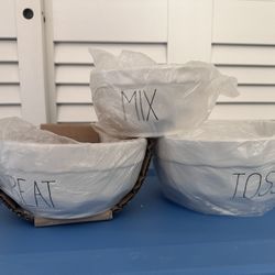 White Ceramic Mixing Bowls 