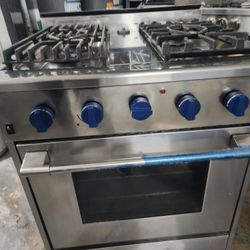 NEW NXR 36” Gas Range – Open Box – WE DELIVER & FINANCE 🔥
Brand new (open box) NXR 36-inch gas range.
Professional style for your kitchen at a great 