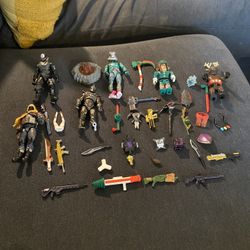 37 Assorted Fortnight Figures And Pieces 