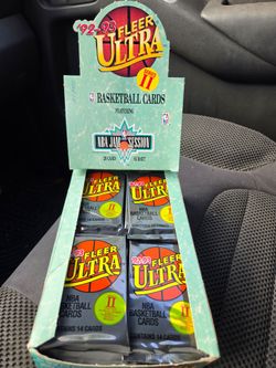 1992-93 Fleer Ultra Series II NBA Basketball Box Open (34 Sealed packs)