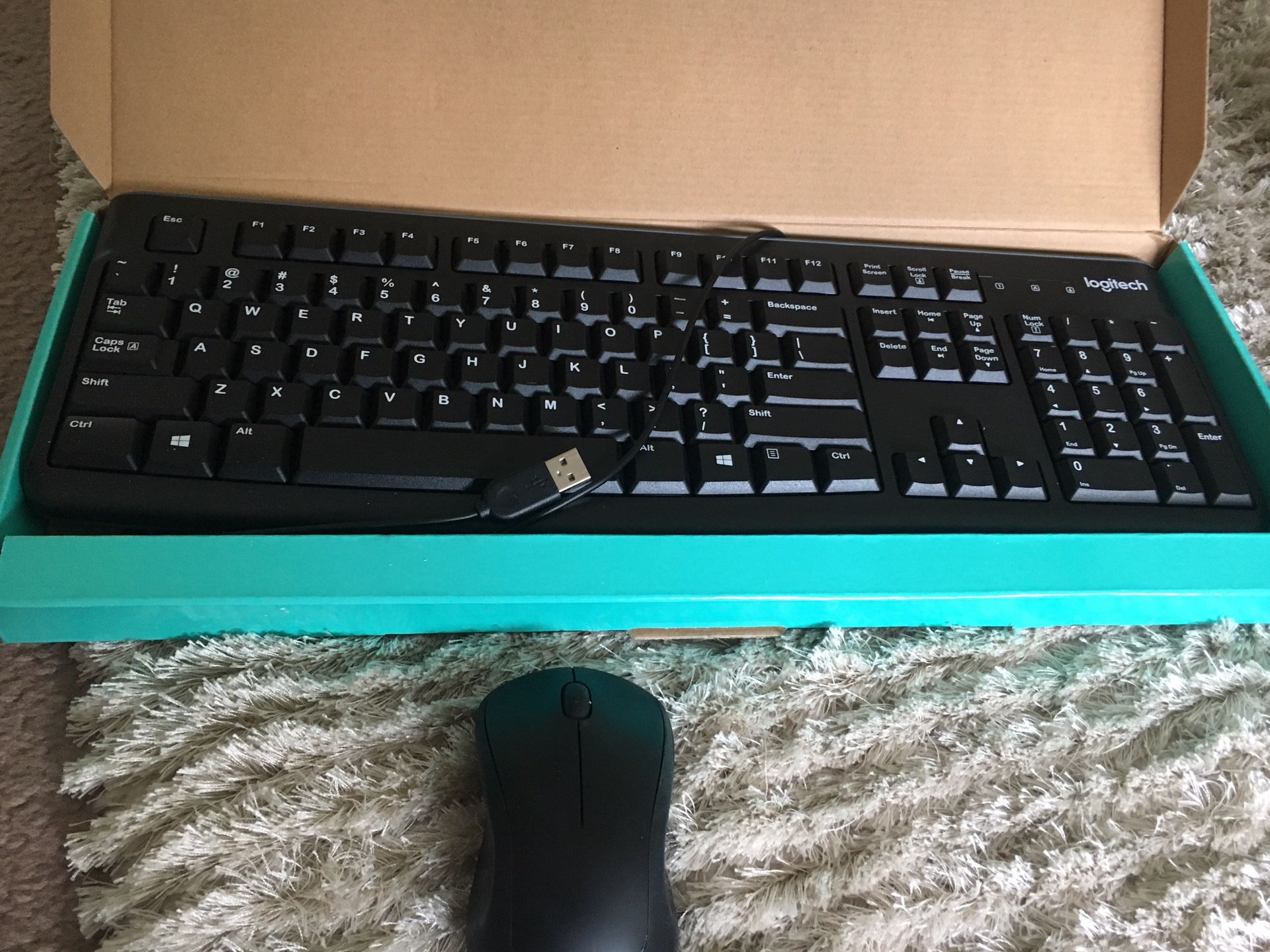 Perfect Condition Keyboard and Wireless Mouse