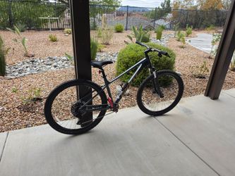 Giant Mountain Bike