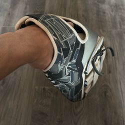 REV1X Baseball Glove