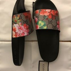 Flip Flops Bloom