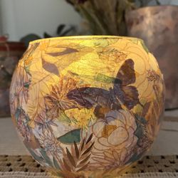 Handcrafted Round Candleholder