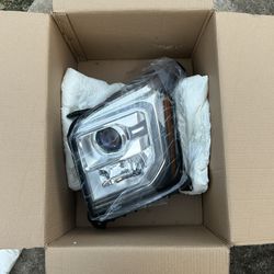2015-2020 GMC Yukon Headlight Assemblies 