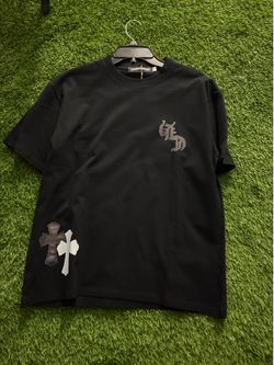 Black t shirt crosses ch