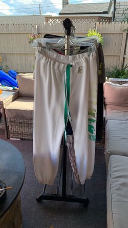 Victoria secret pink medium