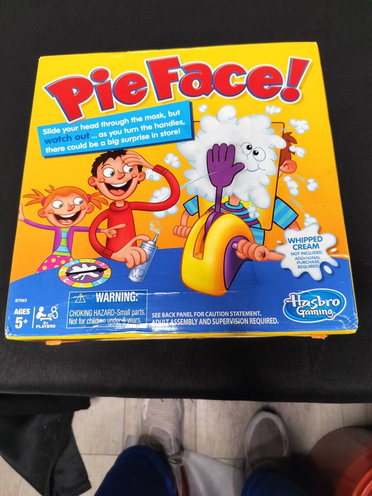 Hasbro Pie Face Board Game