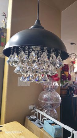 Single light crystal