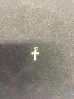 Cross necklace pendant