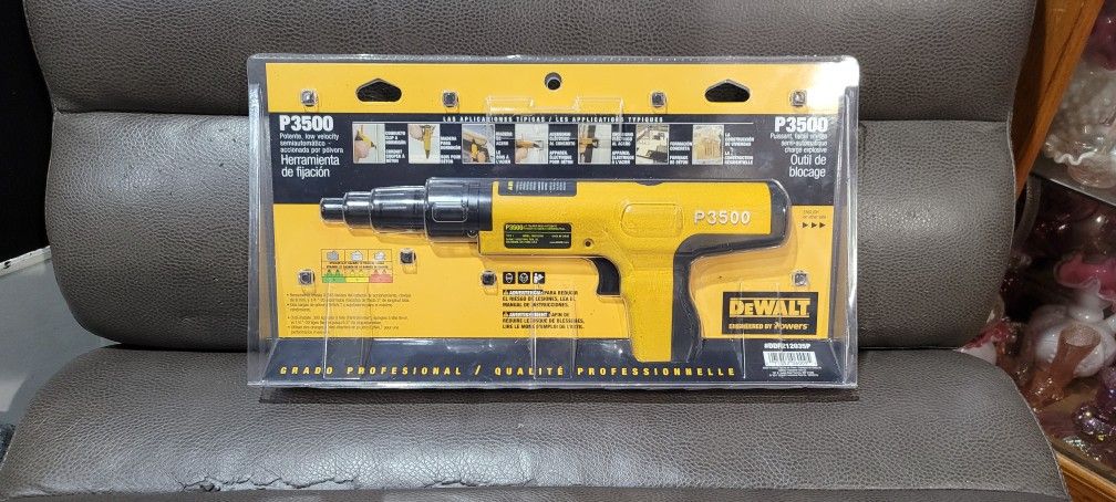 Dewalt Semi-Automatic Powder Actuated Fastening Tool - P3500.