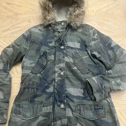 Abercrombie & Fitch Green Camouflage Twill Parka Jacket  