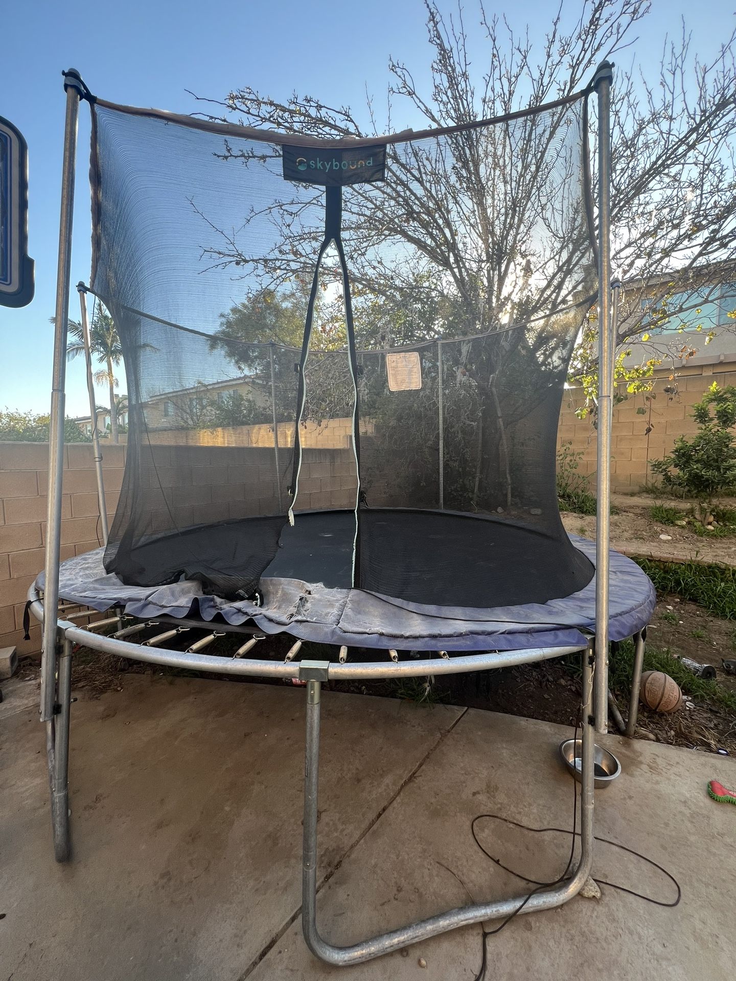 Trampoline 12ft