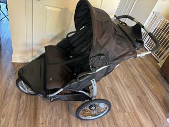 Baby trend double jogging stroller