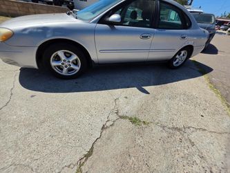 2003 Ford Taurus