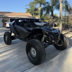 2024 Canam Maverick R XRS Smart Shox 