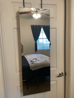 Mirrored Large Capacity Jewelry Cabinet