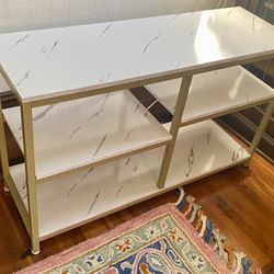 Pretty Shelves - Gold And Marble Pattern