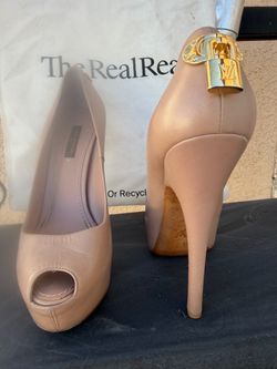 Louis Vuitton Nude Leather Peep toe Heels w/ gold LV Lockett on each shoe